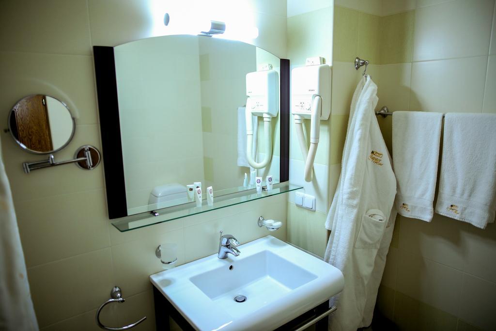 צ'אקאדזור Hostel Jupiter מראה חיצוני תמונה