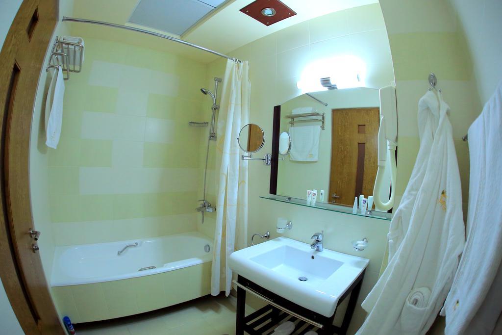 צ'אקאדזור Hostel Jupiter מראה חיצוני תמונה