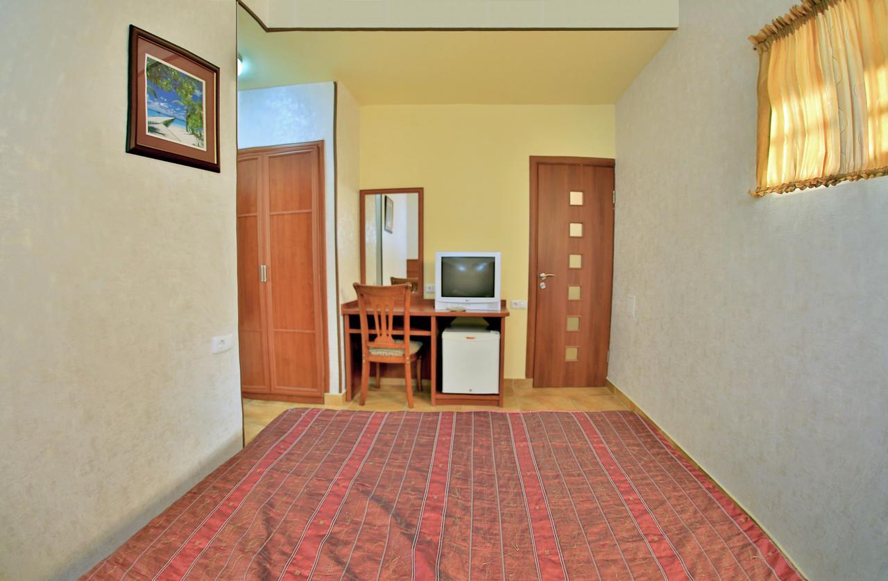 צ'אקאדזור Hostel Jupiter מראה חיצוני תמונה