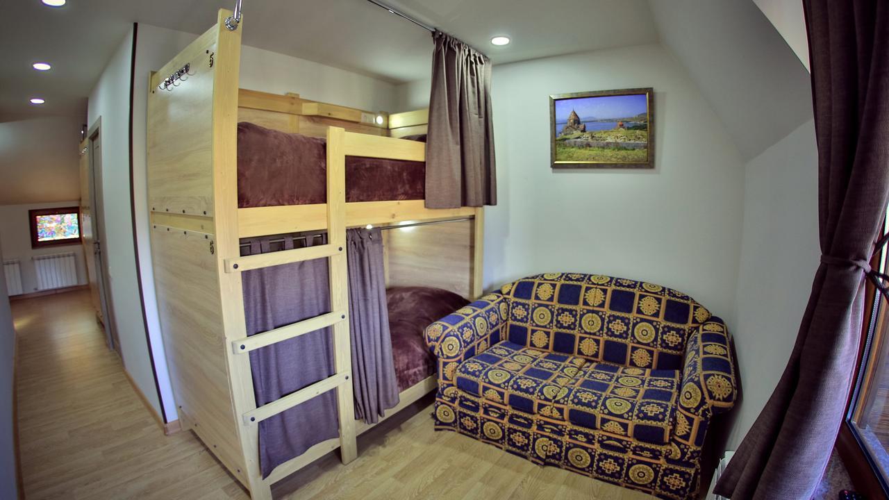 צ'אקאדזור Hostel Jupiter מראה חיצוני תמונה